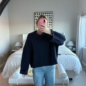 Gap navy blue sweater